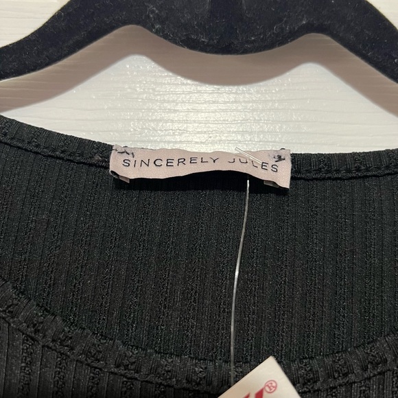 ❄️ *NEW* Sincerely Jules - Women’s Top - Picture 5 of 8